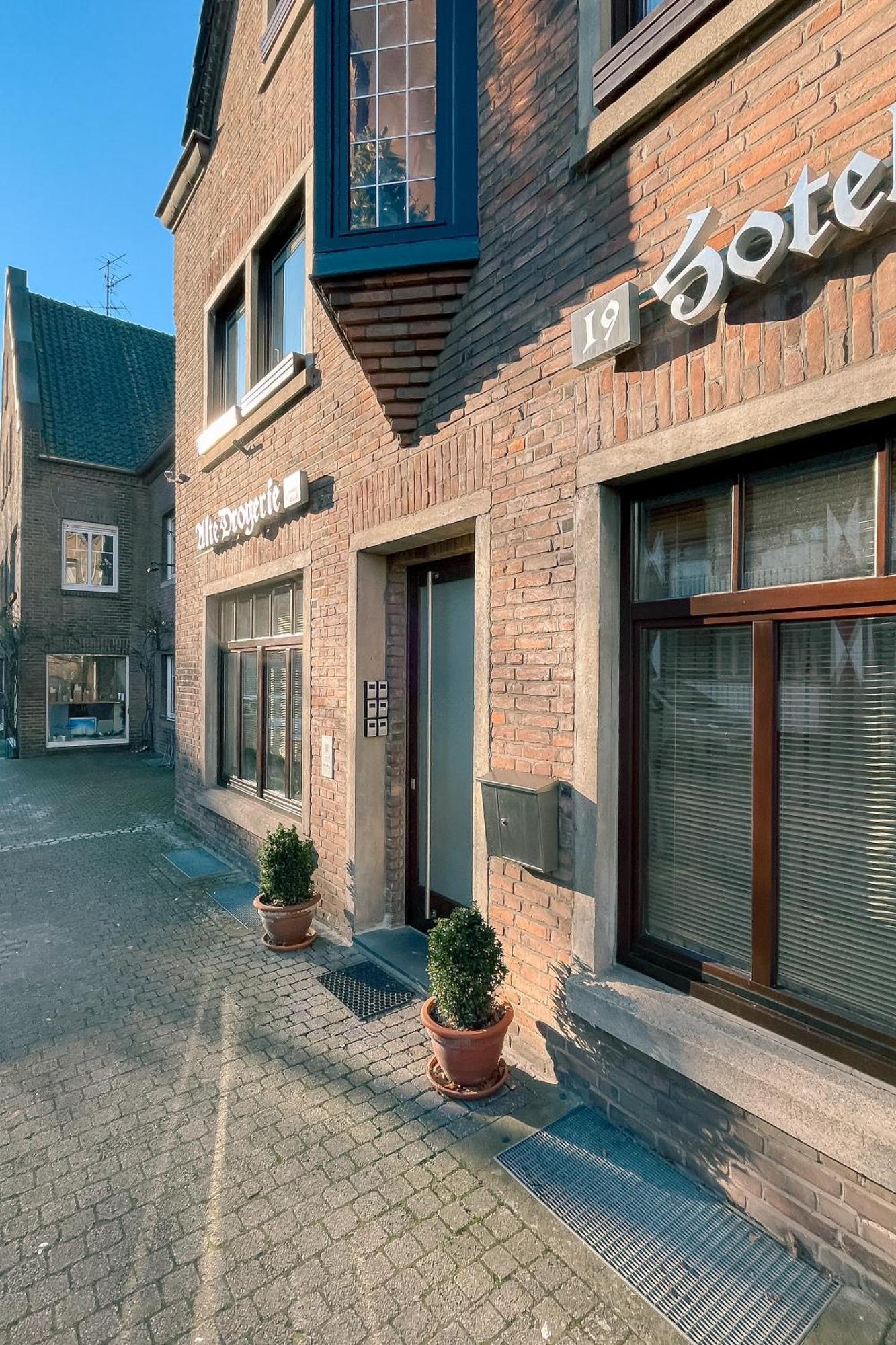 Alte Drogerie Hotel Garni Anholt Екстериор снимка