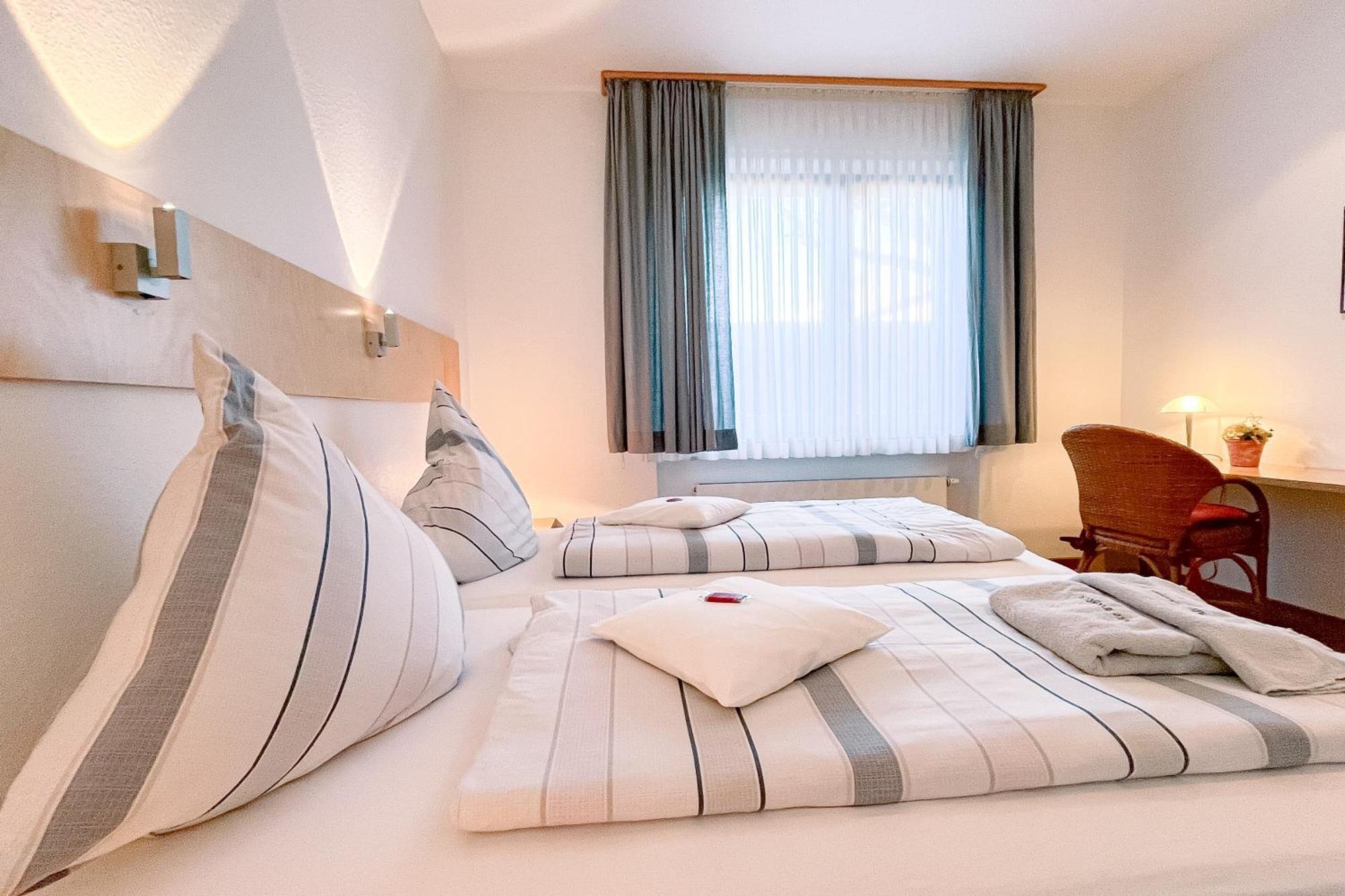 Alte Drogerie Hotel Garni Anholt Екстериор снимка